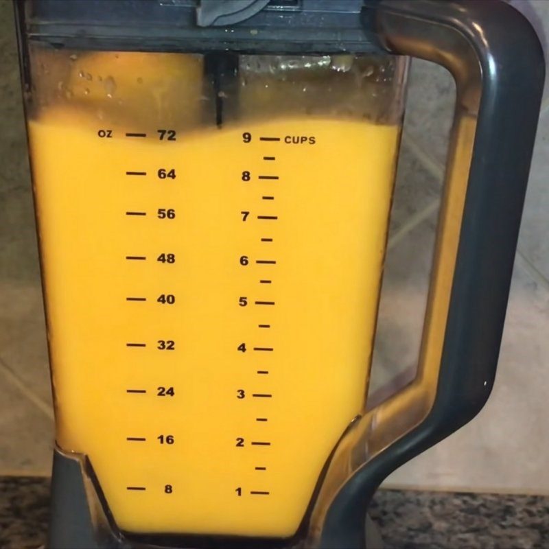Step 2 Blend the Mango for Mango Juice