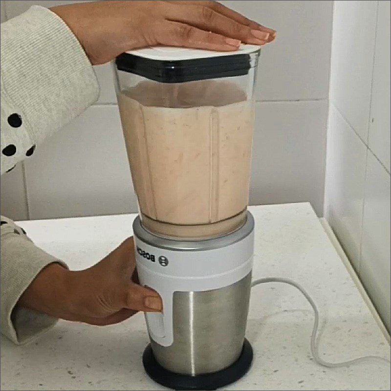 Step 2 Blend smoothie Tomato Carrot Apple smoothie
