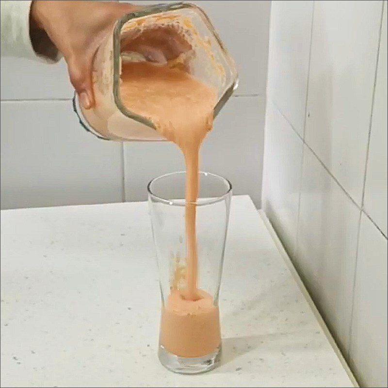 Step 2 Blend smoothie Tomato Carrot Apple smoothie