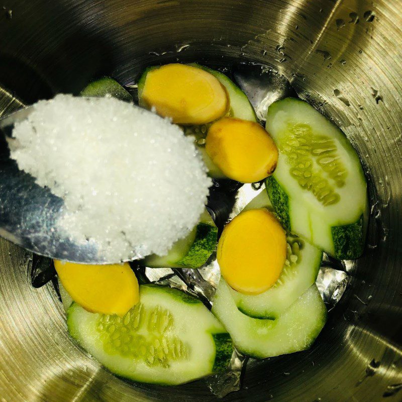 Step 2 Blend the smoothie for cucumber ginger smoothie