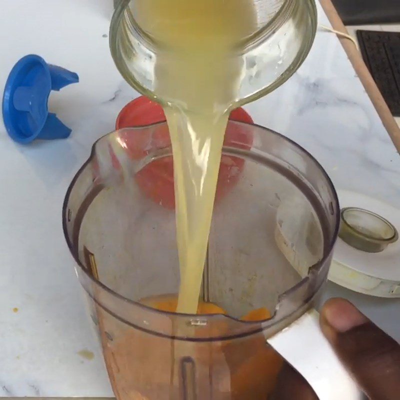 Step 2 Blend the smoothie Orange Mango Ginger Smoothie