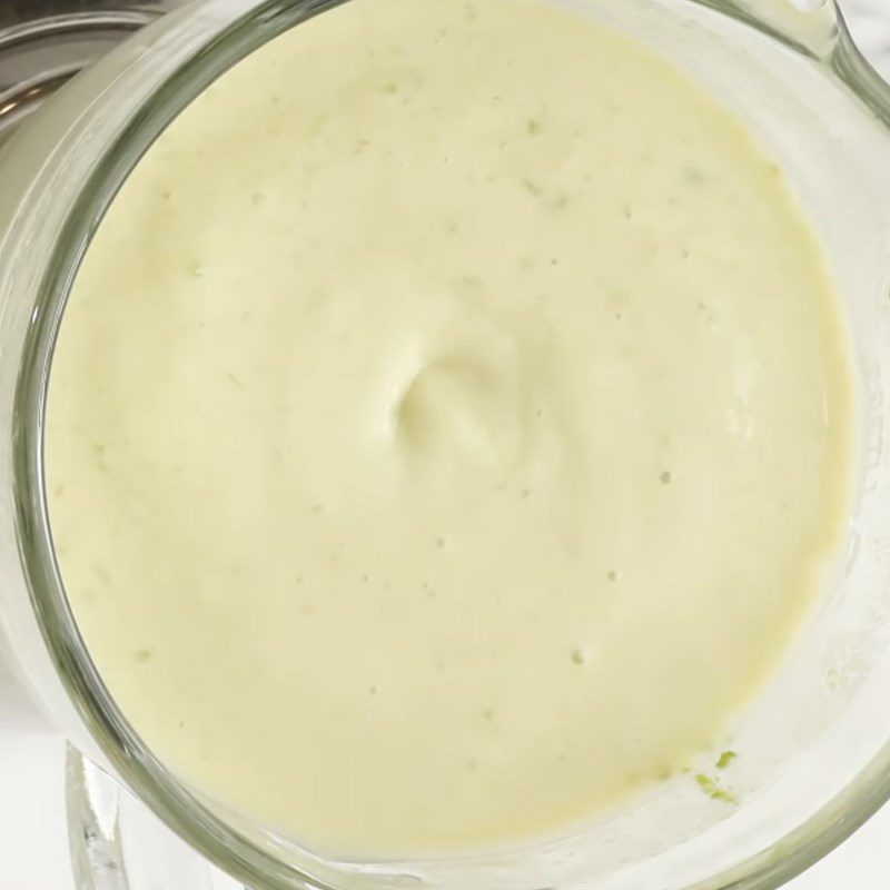 Step 2 Blend the smoothie for Banana Avocado Smoothie