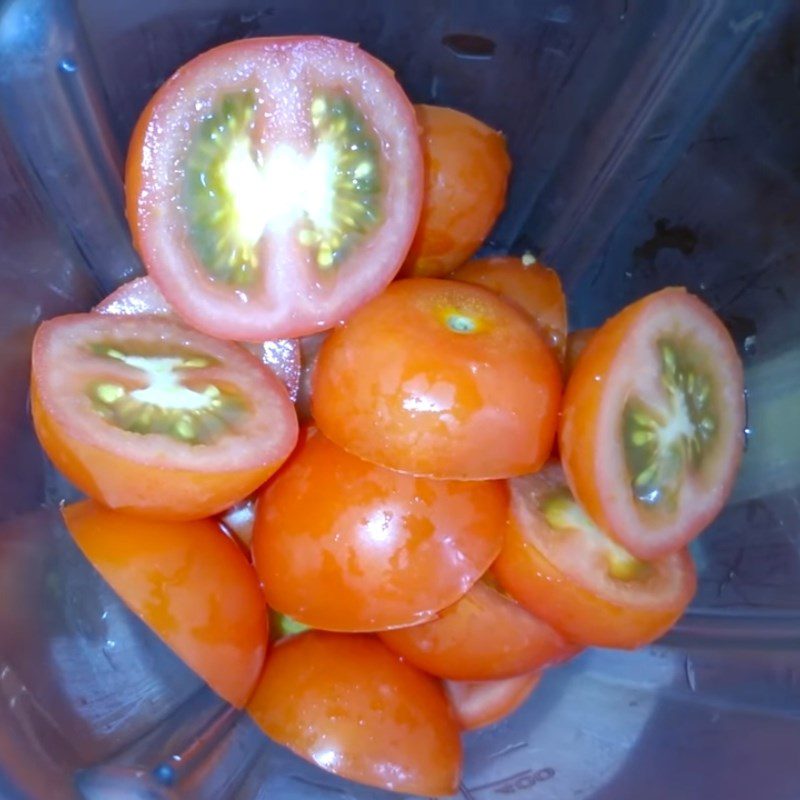 Step 2 Making the smoothie Yogurt tomato smoothie