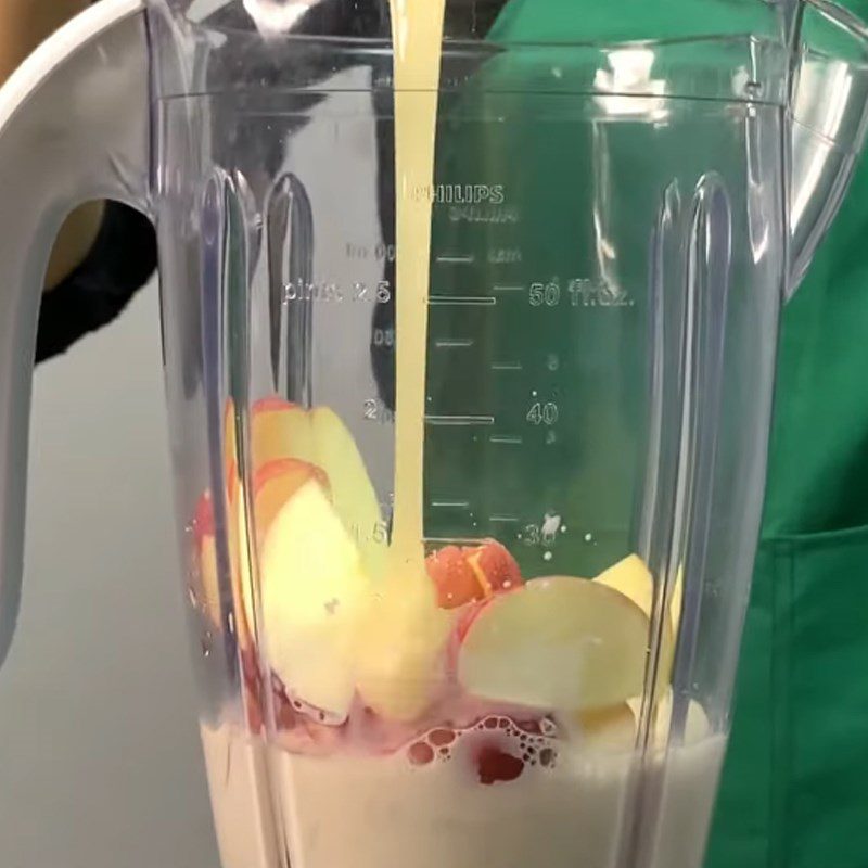 Step 2 Blend the Banana Apple Smoothie