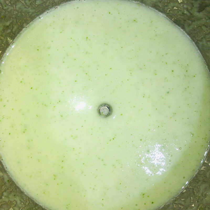 Step 2 Blend the smoothie for cucumber ginger smoothie