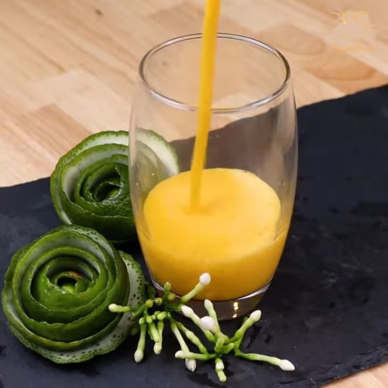Step 2 Blend the orange carrot smoothie