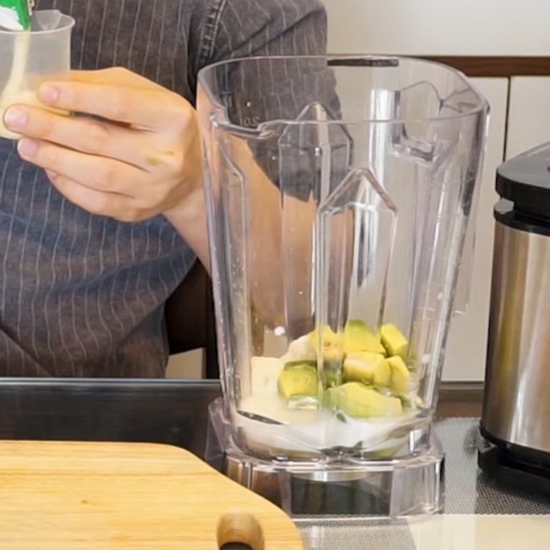 Step 2 Blend the Custard Apple Avocado Smoothie