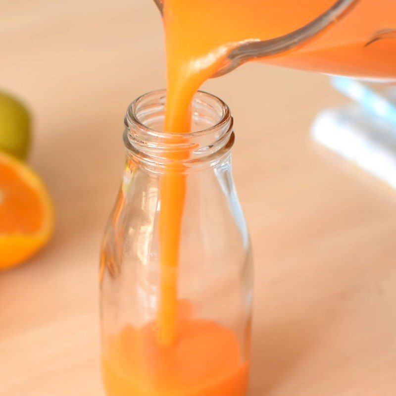 Step 2 Blend the smoothie Orange Carrot Apple Smoothie