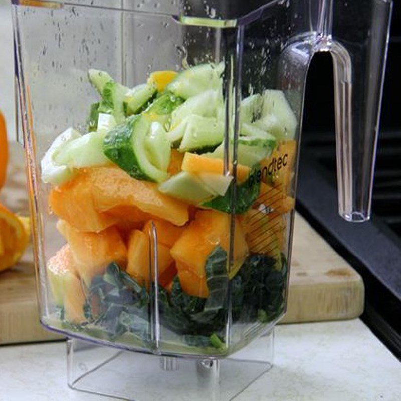 Step 2 Blend the Melon Kale Smoothie