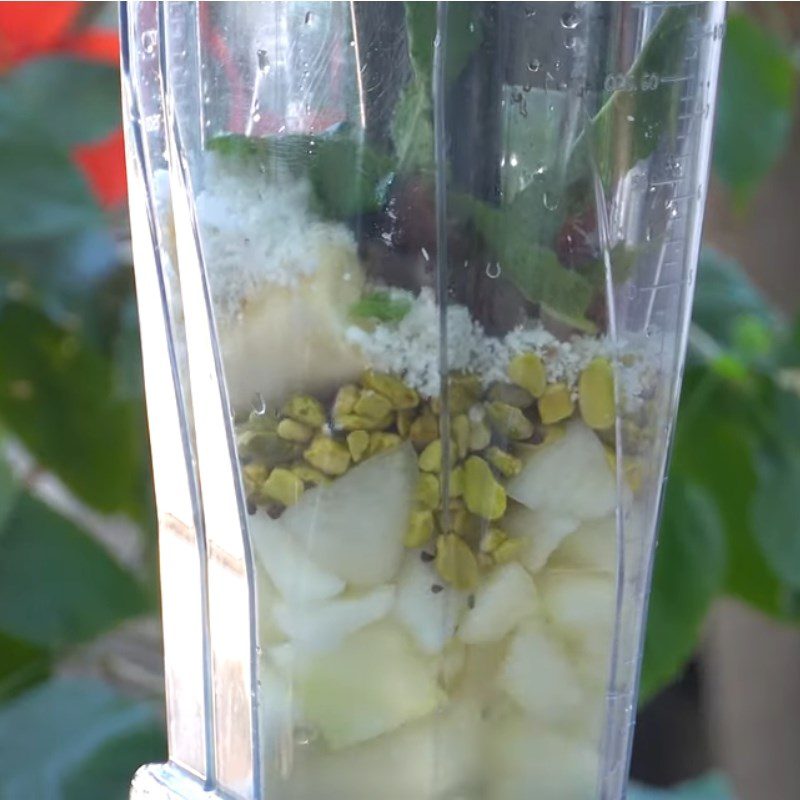 Step 2 Blend the winter melon and pistachio smoothie Winter melon and pistachio smoothie
