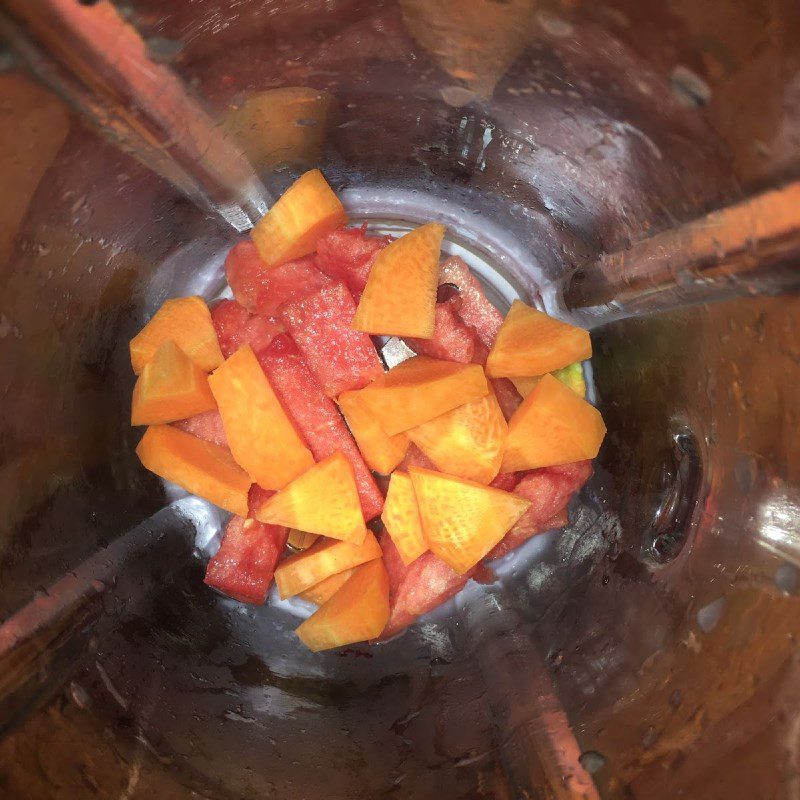 Step 2 Blend Watermelon Carrot Smoothie