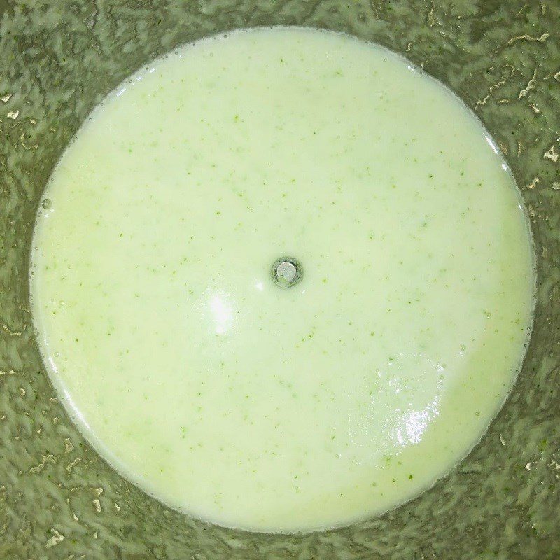 Step 2 Blend cucumber yogurt Cucumber yogurt smoothie