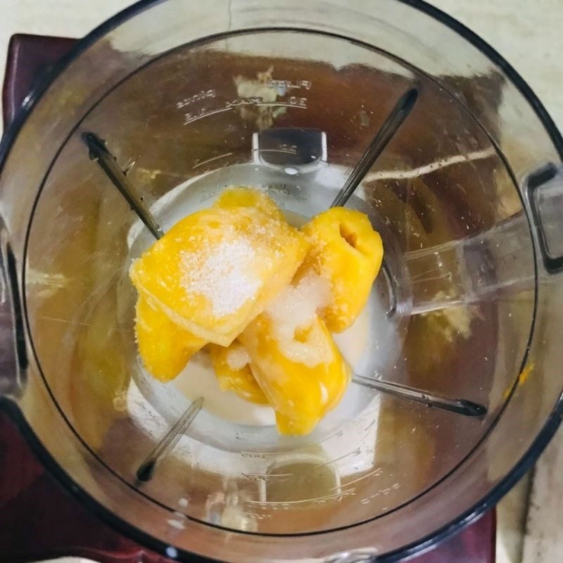 Step 2 Blend the jackfruit smoothie for Jackfruit Smoothie