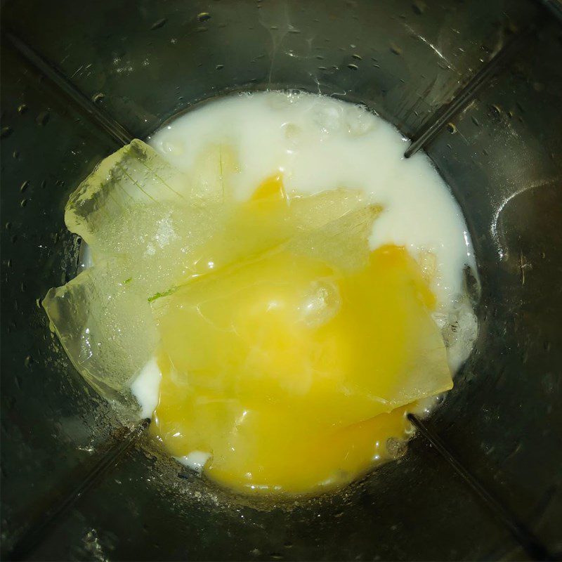 Step 2 Blend the aloe vera yogurt smoothie Aloe Vera Yogurt Smoothie