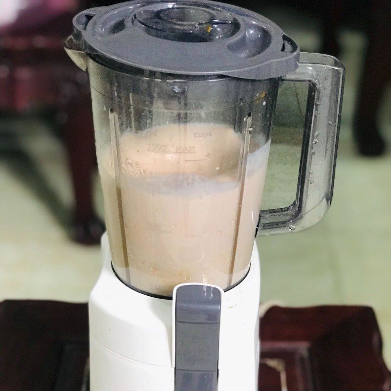Step 2 Blend sapodilla Sapodilla smoothie (recipe shared by user)