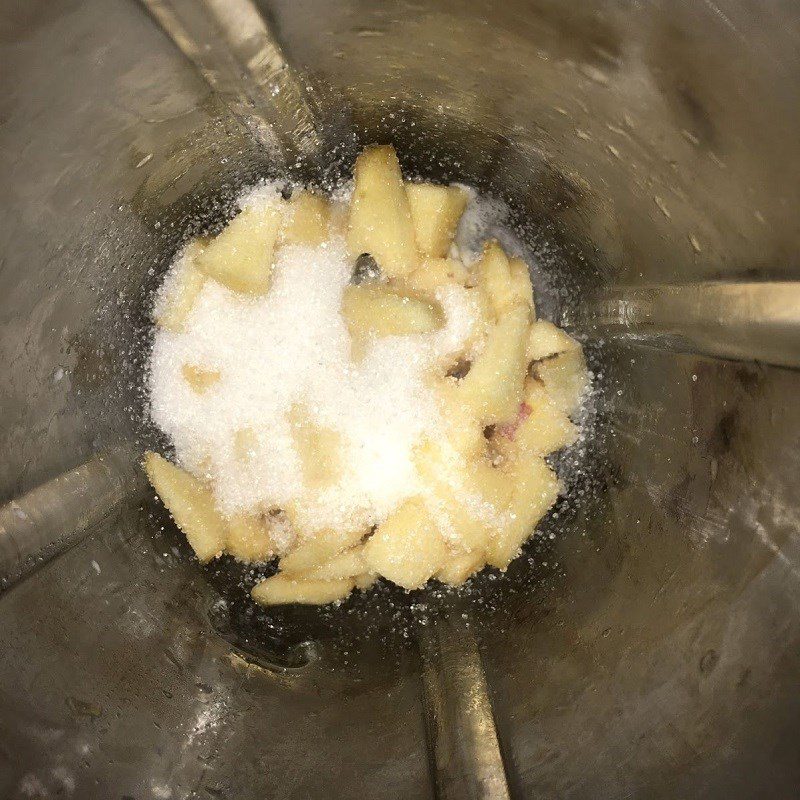 Step 2 Blend apple yogurt smoothie Apple yogurt smoothie