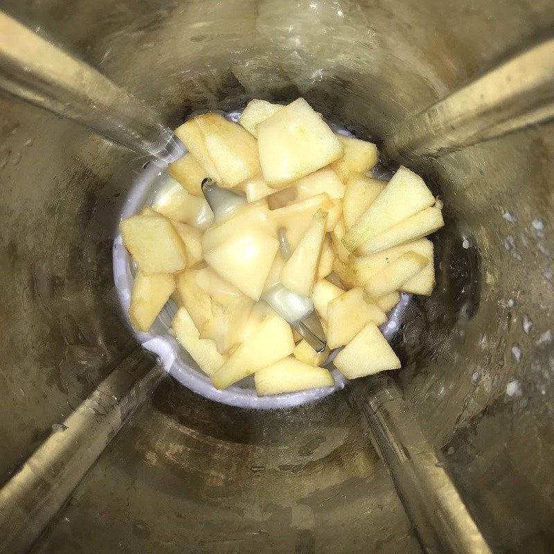 Step 2 Blend apple condensed milk smoothie Apple condensed milk smoothie