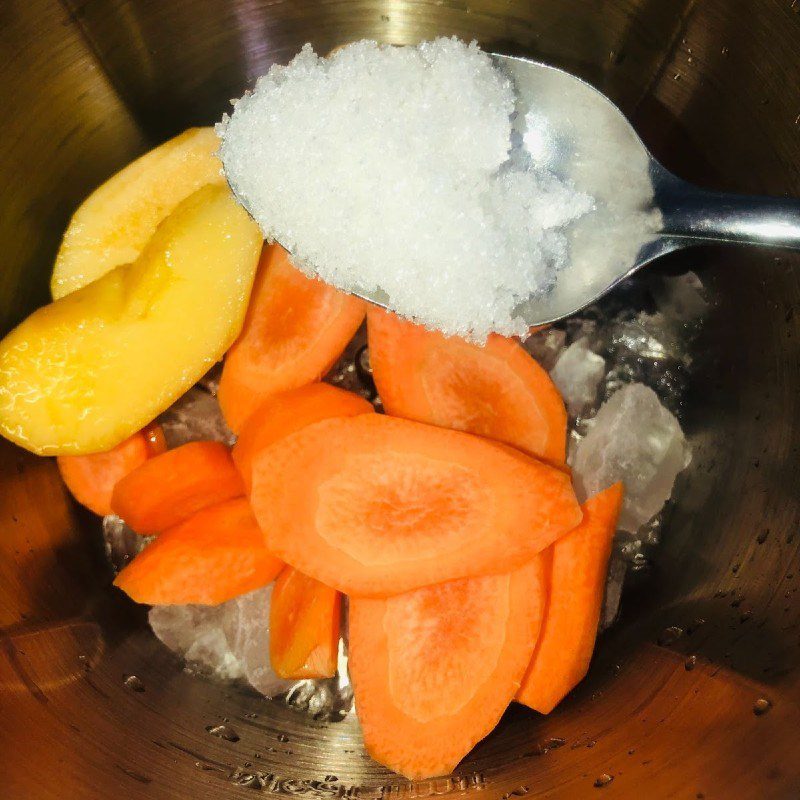 Step 2 Blend apple carrot Apple carrot smoothie