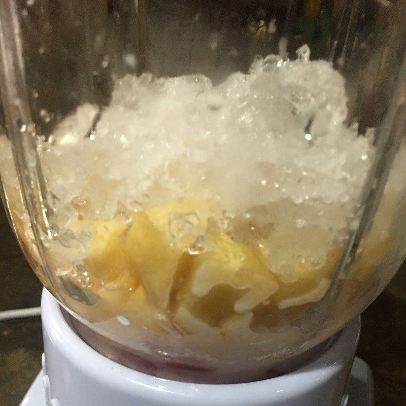 Step 2 Blend fresh apple milk smoothie Fresh apple milk smoothie