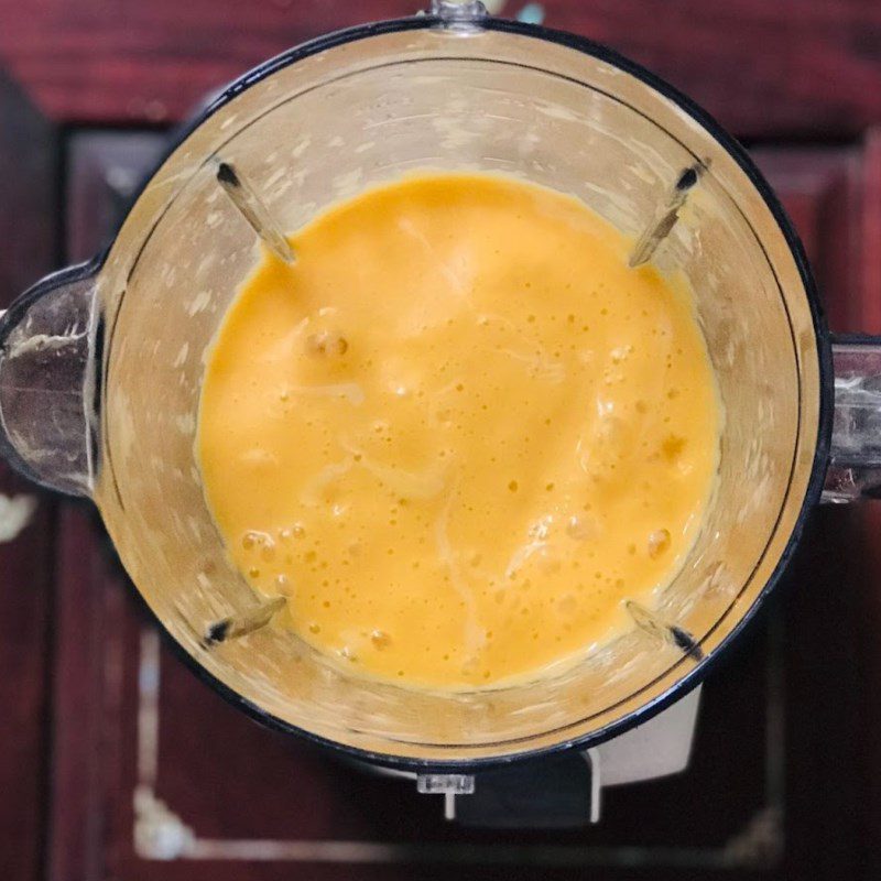 Step 2 Blend mango smoothie