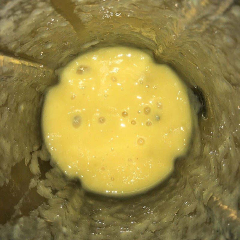 Step 2 Blend Mango Pineapple Smoothie