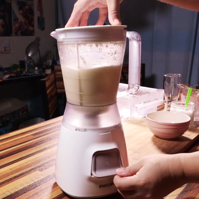 Step 2 Green Mango Smoothie Blending