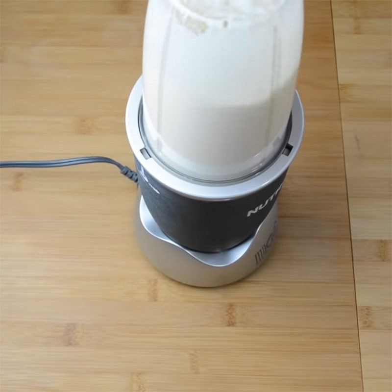 Step 2 Blend milkshake Apple milkshake