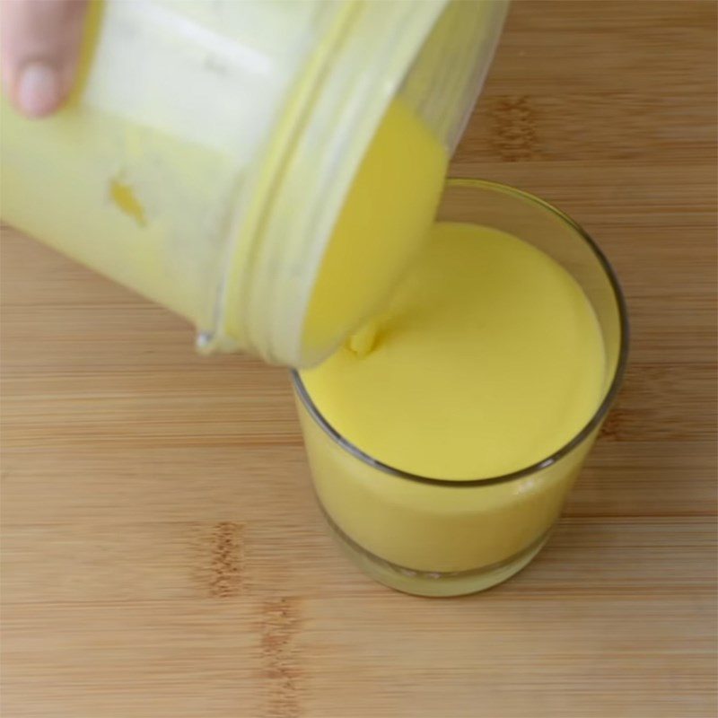 Step 2 Blend the milkshake Mango Milkshake
