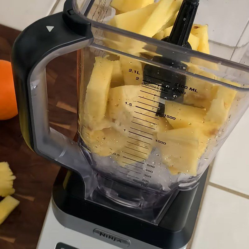Step 3 Blend and filter the pineapple orange juice mixture Pineapple orange juice