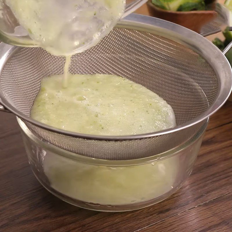 Step 2 Blend and Strain Ginger and Cucumber Juice