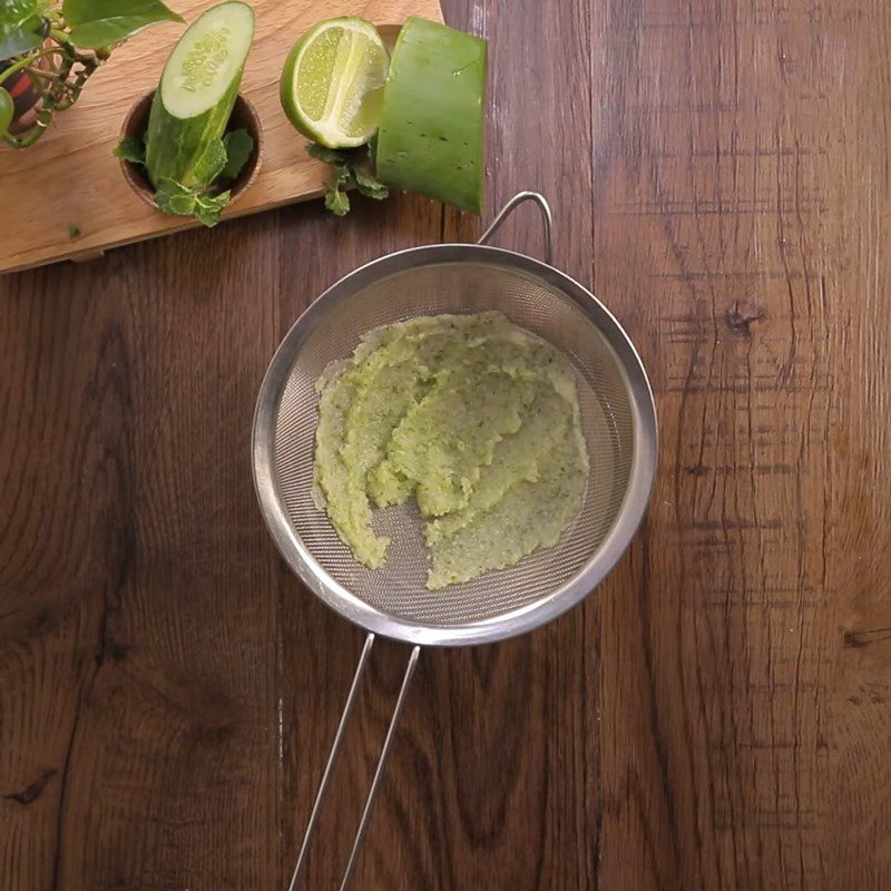 Step 2 Blend and filter ginger, cucumber Aloe vera cucumber juice