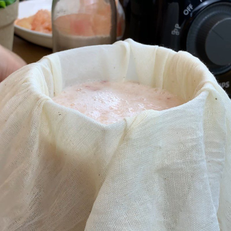 Step 2 Blend and filter grapefruit apple juice Grapefruit apple juice