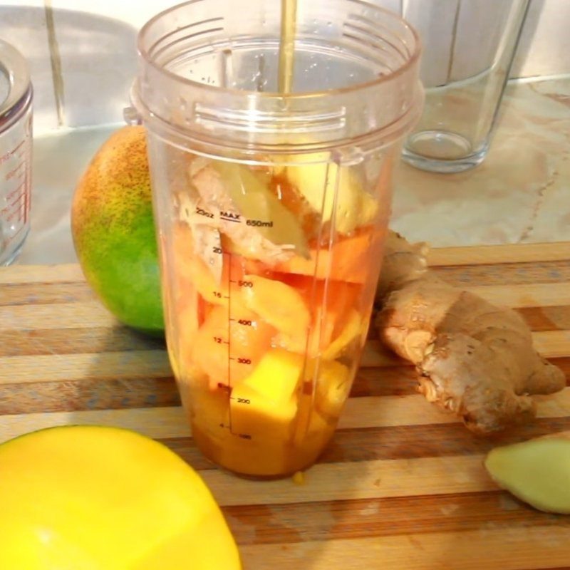 Step 2 Blend mango with carrot and ginger Mango carrot juice