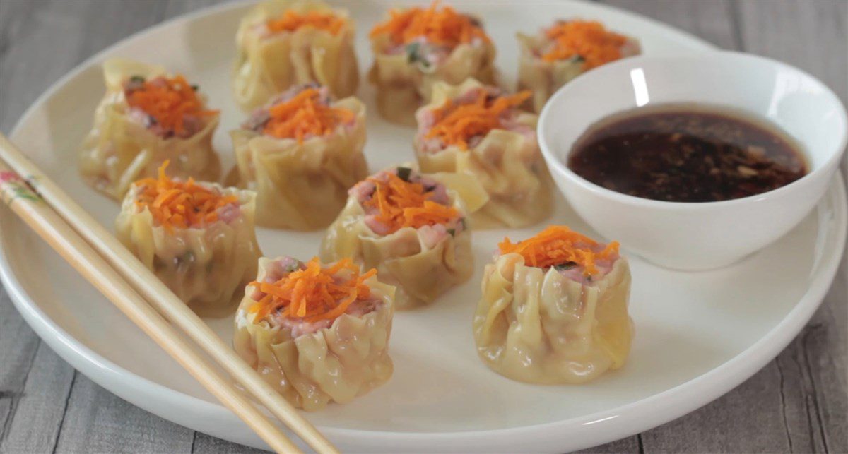 2 Simple and Delicious Ways to Make Chinese Steamed Meatballs at Home 21 Steamed Dumplings with Shrimp and Chicken Filling
