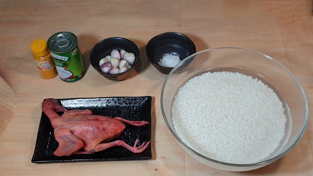 Ingredients for pigeon sticky rice