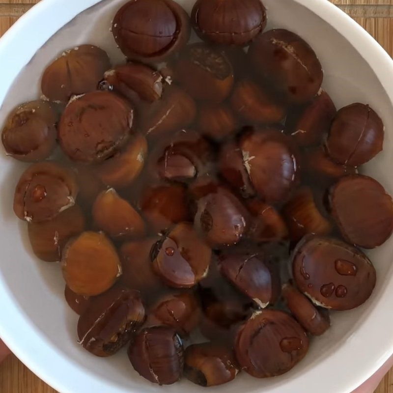 Step 1 Prepare the chestnuts for Chestnut Milk Tea