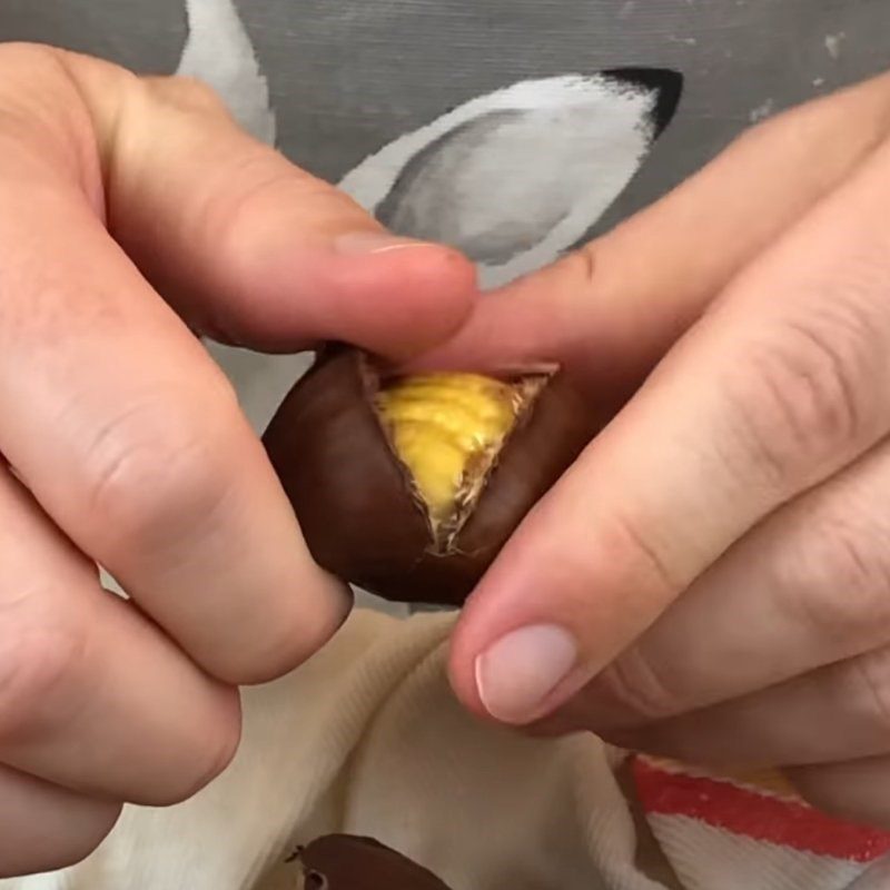 Step 1 Prepare the chestnuts for Chestnut Milk Tea