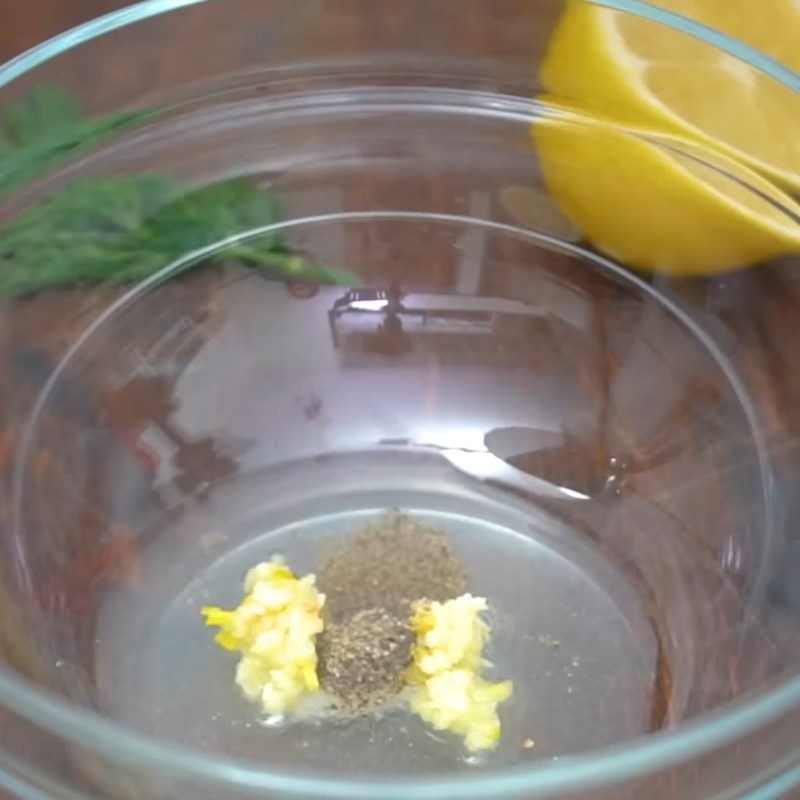 Step 2 Make the salad dressing for shrimp celery with mayonnaise