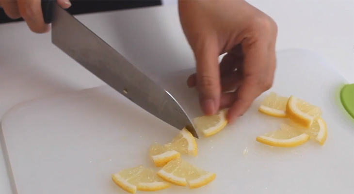 Step 1 Prepare the ingredients for Ginger Lemon Lollipop