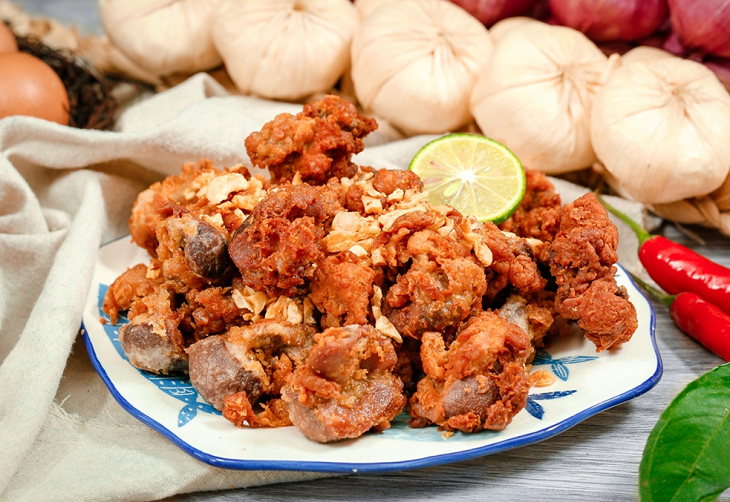 Step 3 Final Product Fried chicken gizzards with garlic