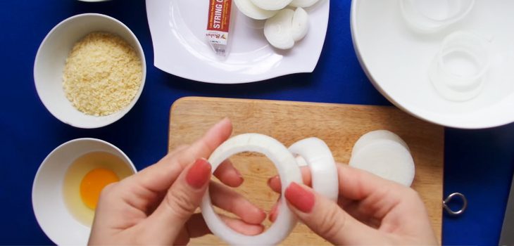 Step 1 Cut the onion Crispy Cheese Onion Snack