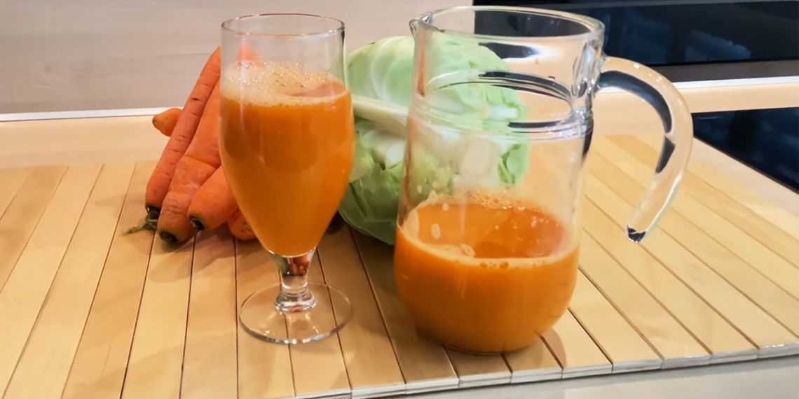 2 ways to make fresh cabbage juice rich in nutritious vitamins 11629