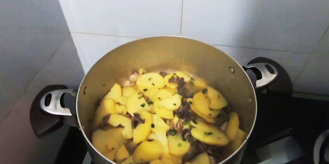 2 ways to make fried potatoes with chicken and delicious sweet chili sauce 08325