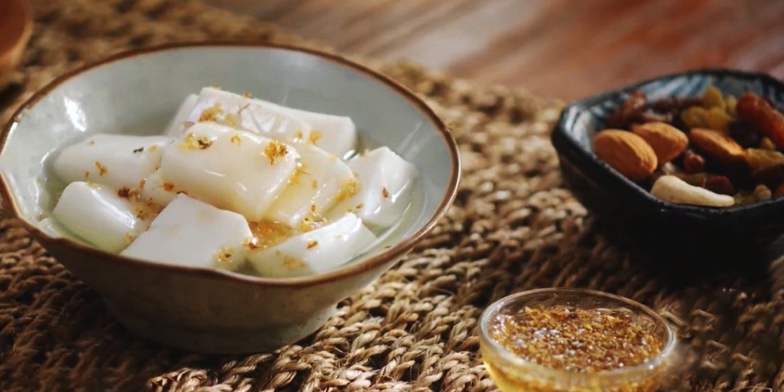 2 ways to make fried tofu with peanuts and fried tofu with aromatic chicken oil 05070