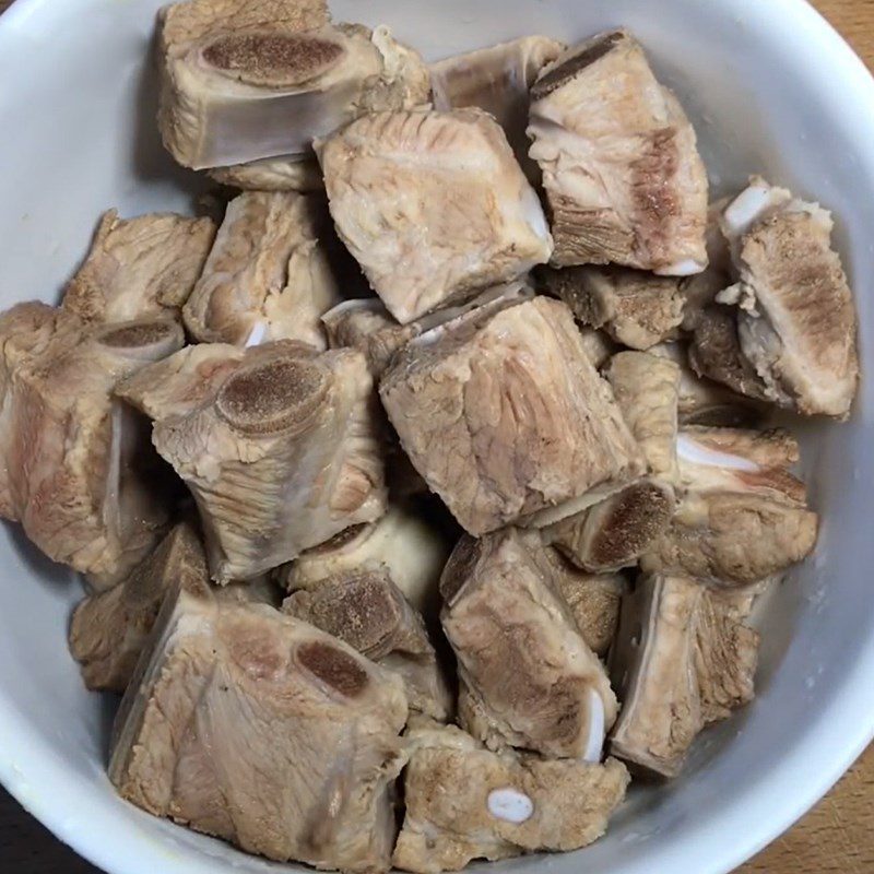 Step 2 Marinate the ribs Ginger braised ribs
