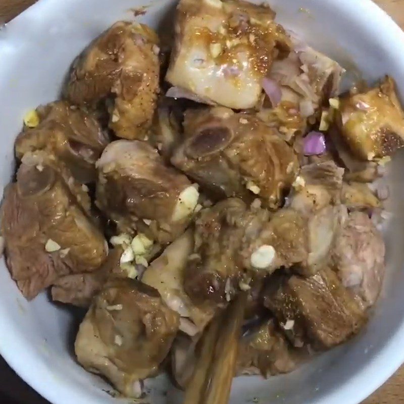 Step 2 Marinate the ribs Ginger braised ribs