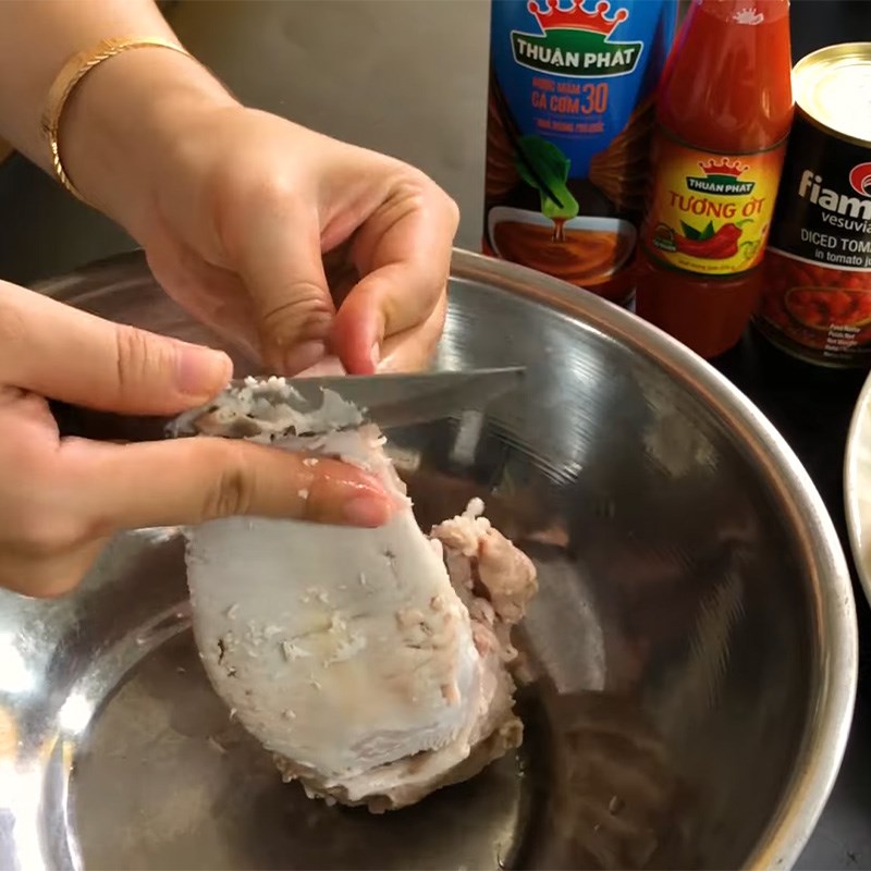 Step 1 Prepare the pig tongue Pig tongue stew