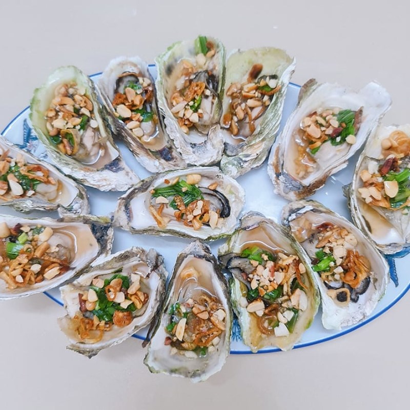 Step 3 Grilled oysters with scallion oil Grilled oysters with scallion oil