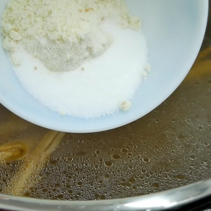Step 5 Cook the broth for Beef Noodle Soup using a pressure cooker