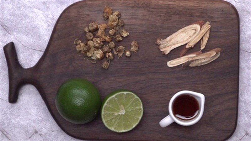Ingredients for cold relief tea